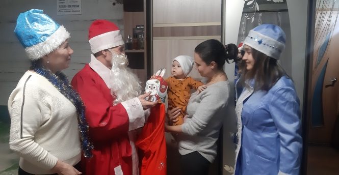 Новобайдеряковский СК: Подарки семьям мобилизованных граждан