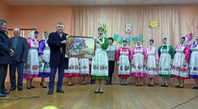 Творческий коллектив Байглычевского СК с праздничным концертом в соседнем МО.