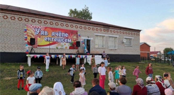 Праздничный концерт «На Троицу» в селе Байглычево