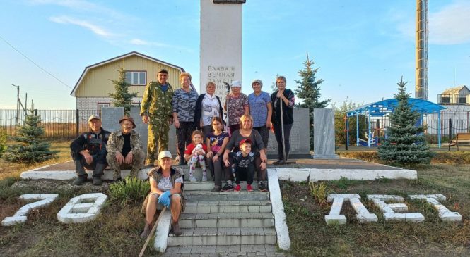 Субботники в деревне Тоскаево объединяют людей!