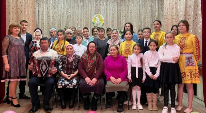Поздравление матерей участников СВО в Лащ-Таябинском территориальном отделе