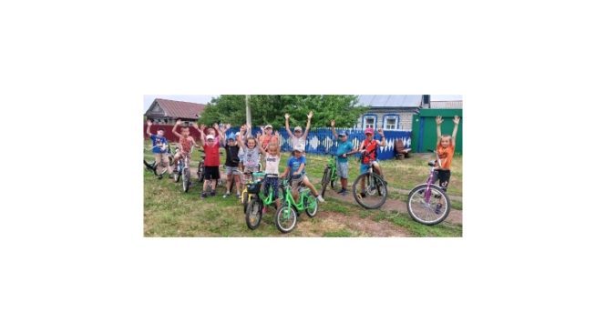 Спортивно — познавательная игра «Мы — юные велосипедисты » в Беловоложском СК